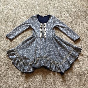 Adorable size 5 blue/cream tassel dress